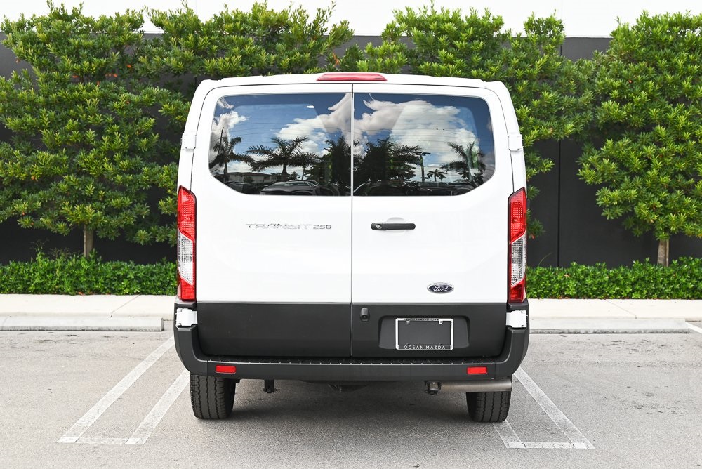 2024 Ford Transit photo 2