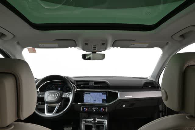 2023 Audi Q3 S line Premium Plus photo 11