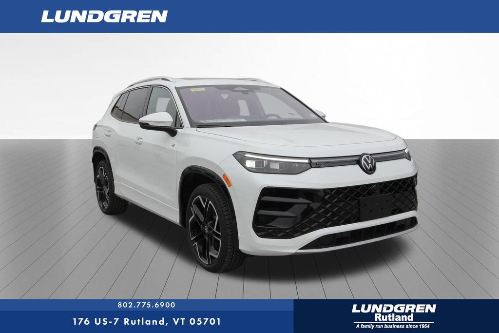 2026 Volkswagen Tiguan SEL R-LINE TURBO's photo