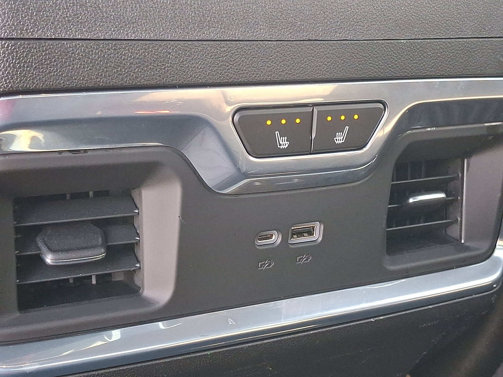 2022 Chevrolet Silverado 1500 LTZ photo 11