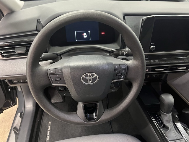 2025 Toyota Camry LE photo 14