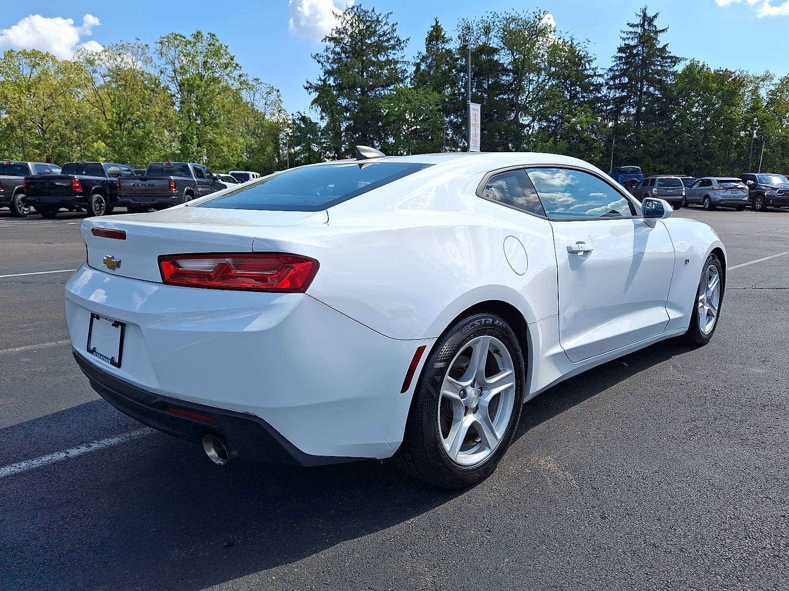 2017 Chevrolet Camaro 1LT photo 7