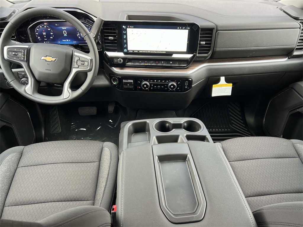 2026 Chevrolet Silverado 1500 LT photo 3