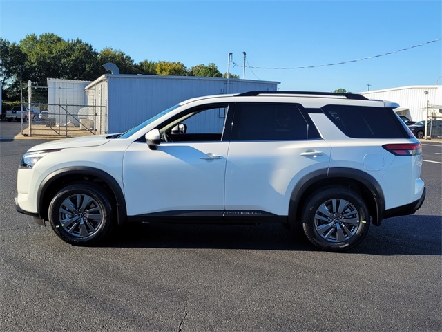 2025 Nissan Pathfinder SV photo 3