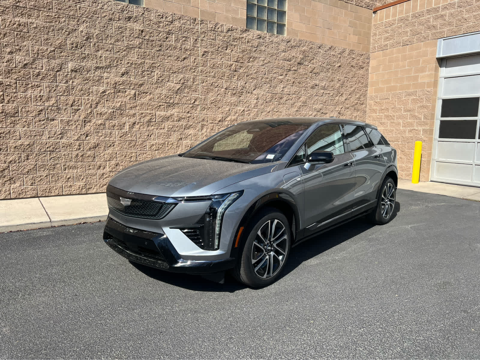 2025 Cadillac OPTIQ Sport 2's photo