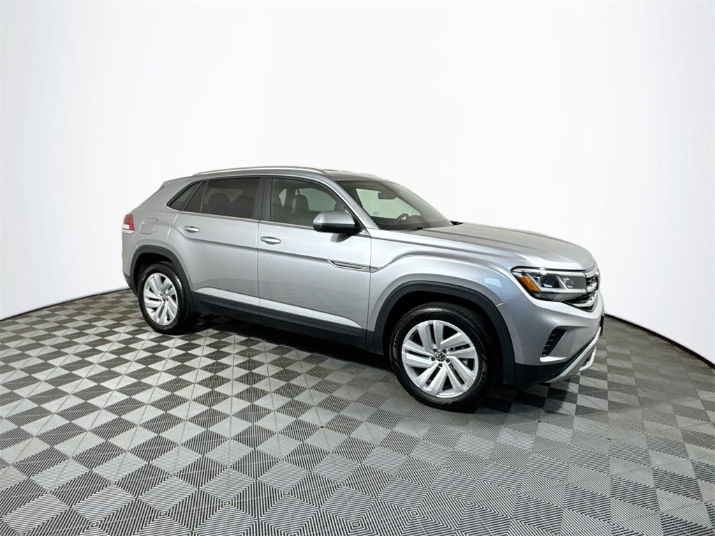 2023 Volkswagen Atlas Cross Sport V6 SE Technology photo 5