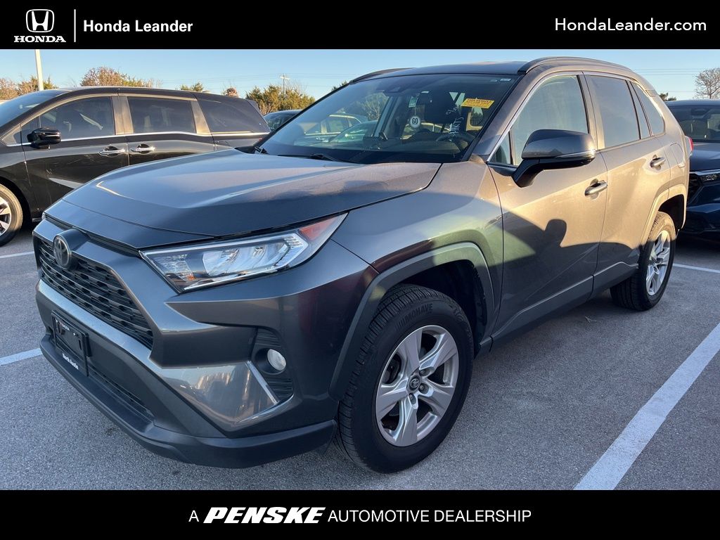 2021 Toyota RAV4 XLE