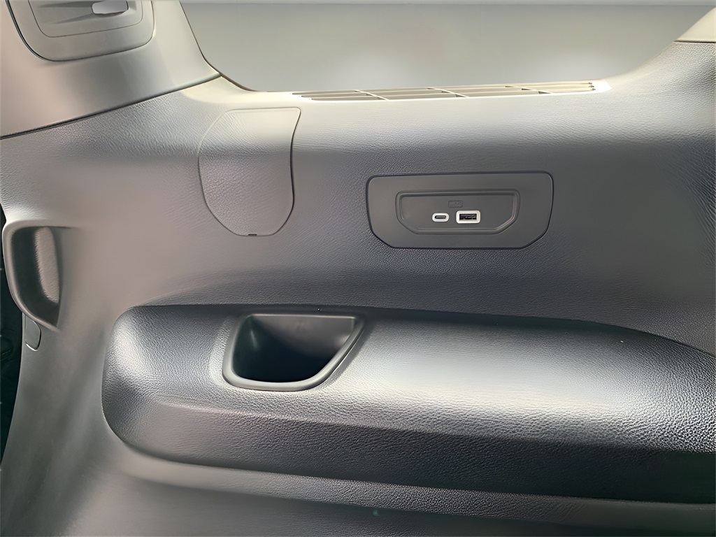 2025 Jeep Grand Cherokee Altitude X photo 50