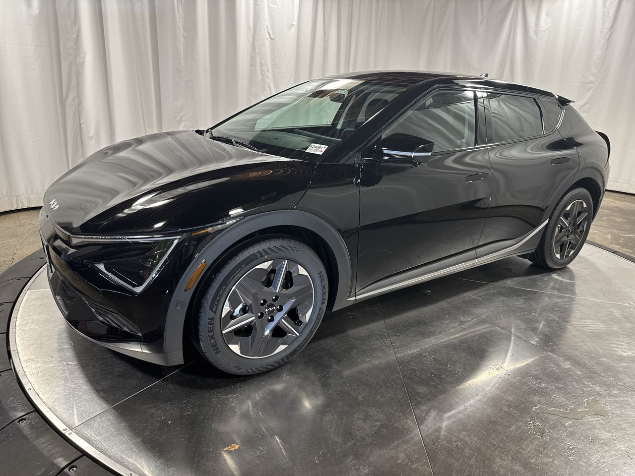 2025 Kia EV6 Light L/R's photo