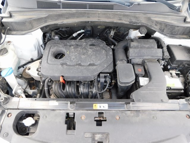 2017 Hyundai Santa Fe Sport Base photo 38