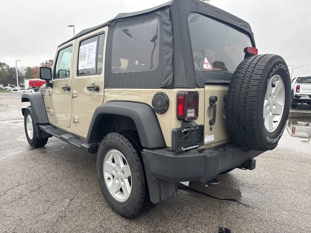 2017 Jeep Wrangler Unlimited Sport photo 3