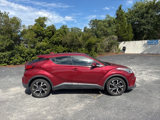 2019 Toyota C-HR Limited photo 2