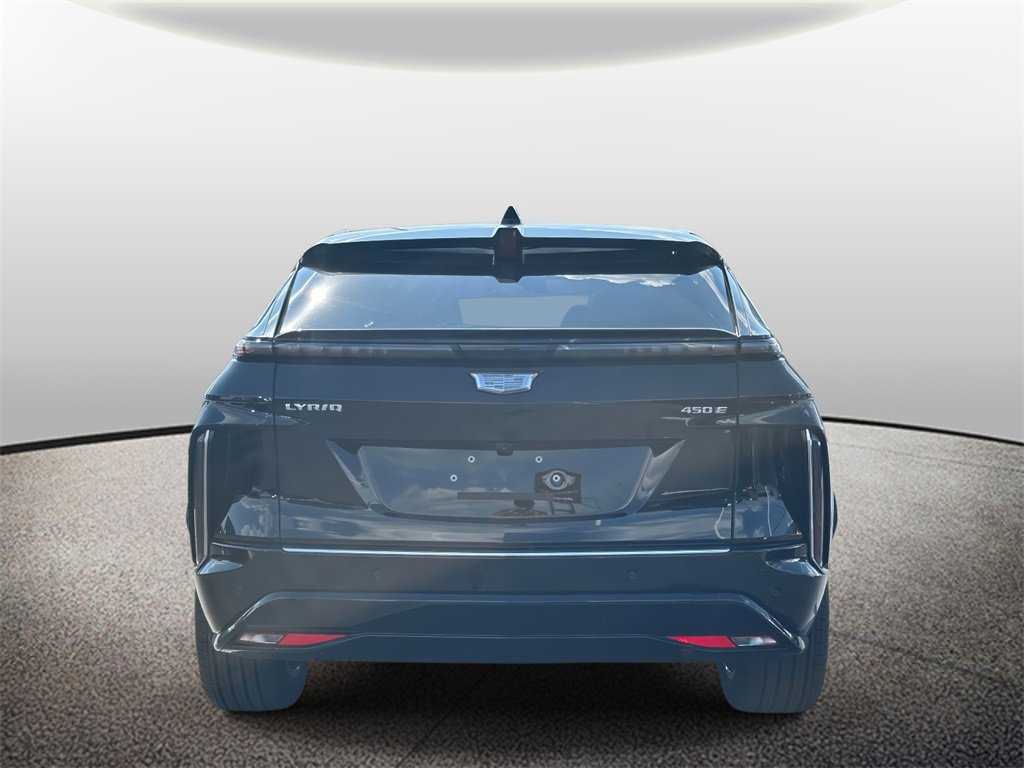2025 Cadillac Lyriq Luxury photo 3