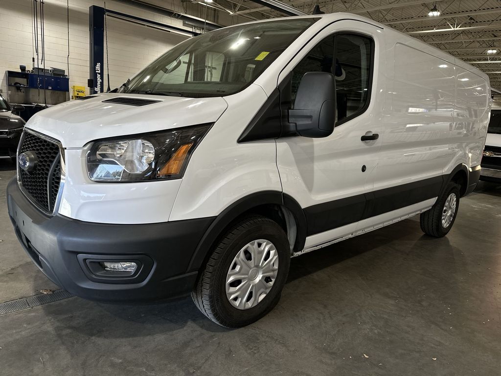 2024 Ford Transit photo 3