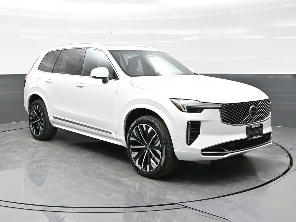 2025 Volvo XC90 Plus's photo