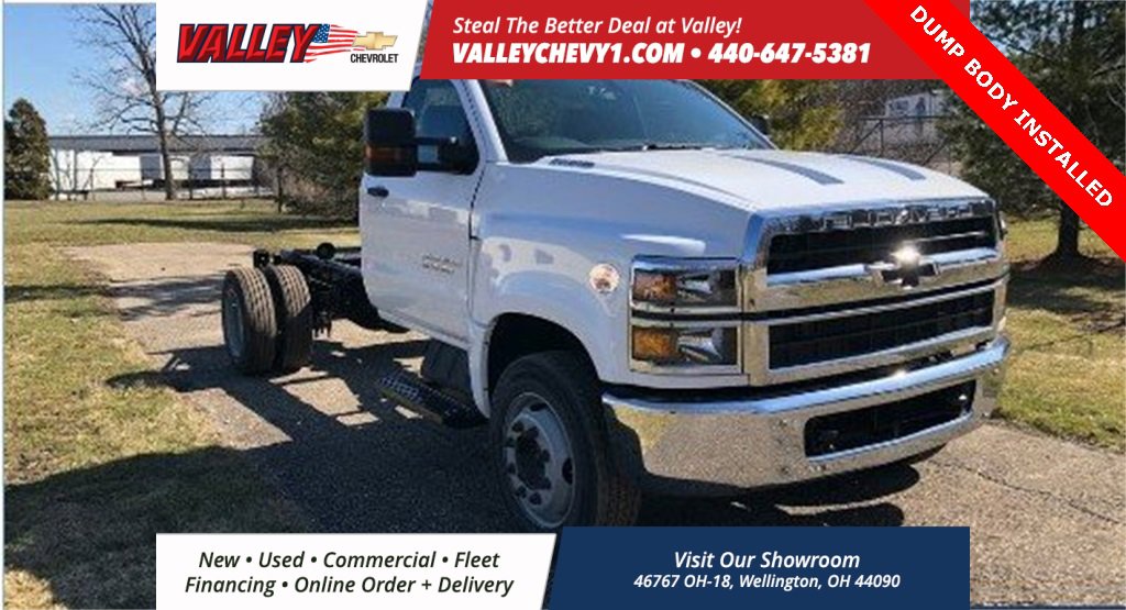 2024 Chevrolet Silverado 4500 Medium Duty Chassis Cab Work Truck's photo