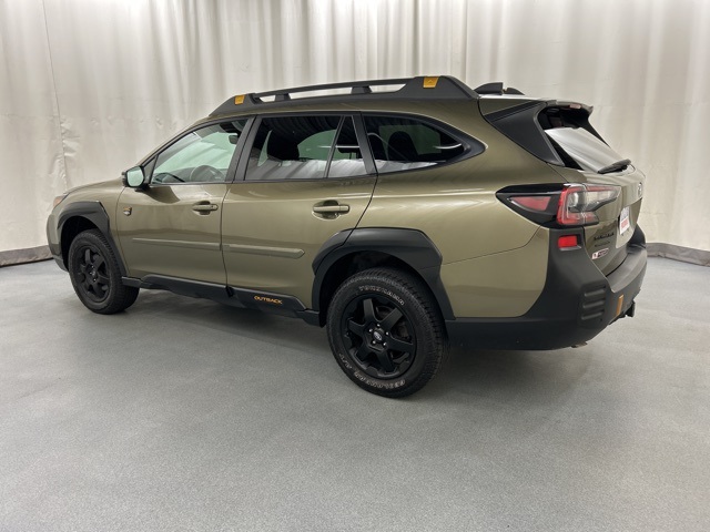 2023 Subaru Outback Wilderness photo 2