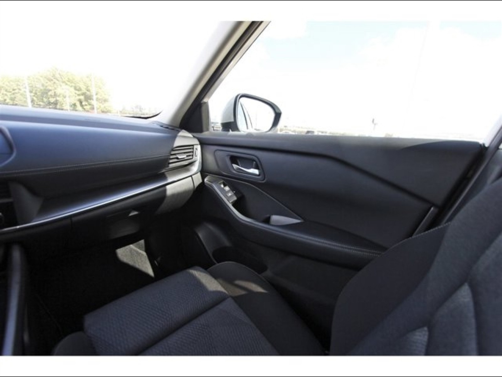 2025 Nissan Rogue SV Silver at Robbins Nissan