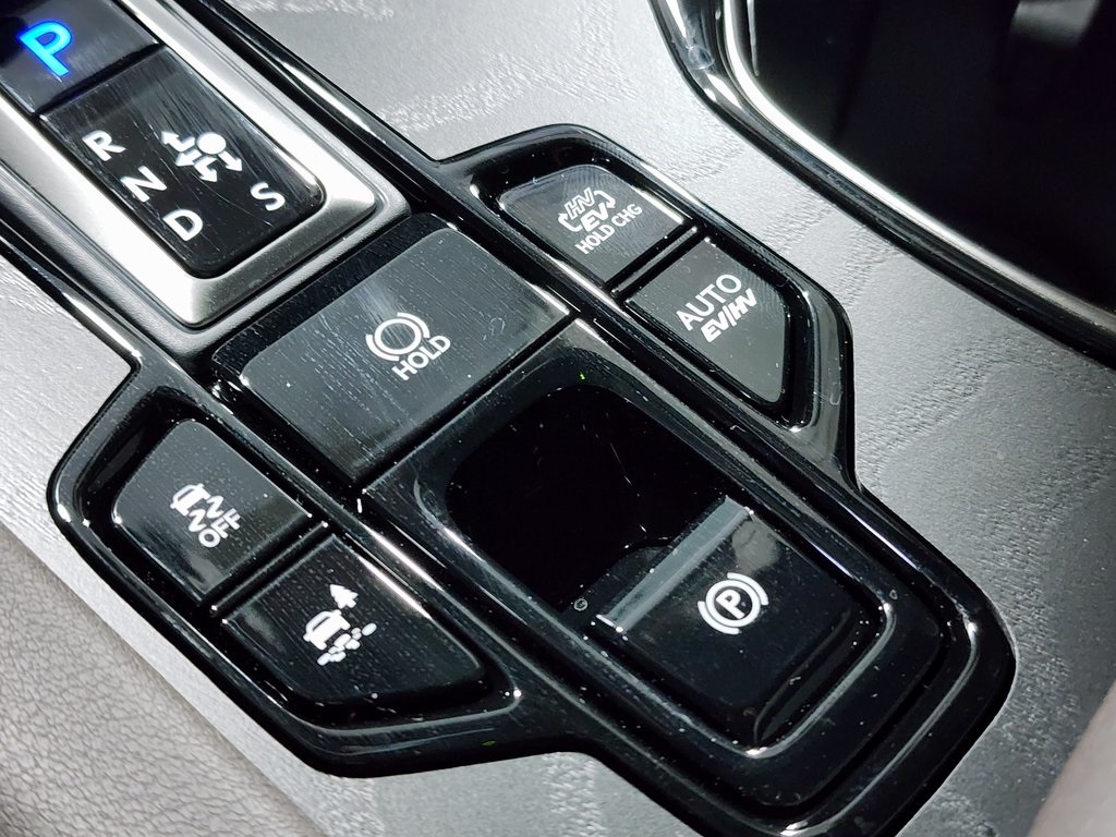 2025 Lexus RX 450h+ Luxury photo 23