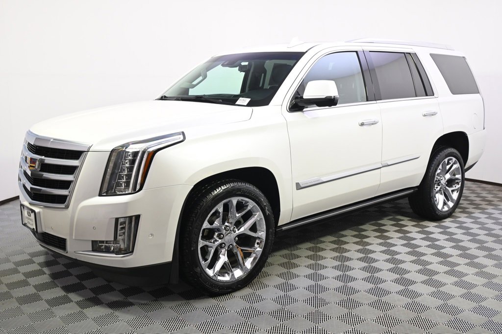 Used 2019 Cadillac Escalade Premium Luxury with VIN 1GYS4CKJ4KR109431 for sale in Minneapolis, Minnesota