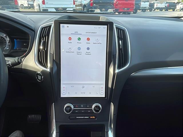 2024 Ford Edge Titanium photo 21