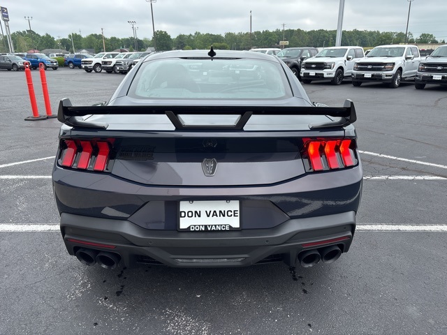 2025 Ford Mustang Dark Horse Premium photo 4