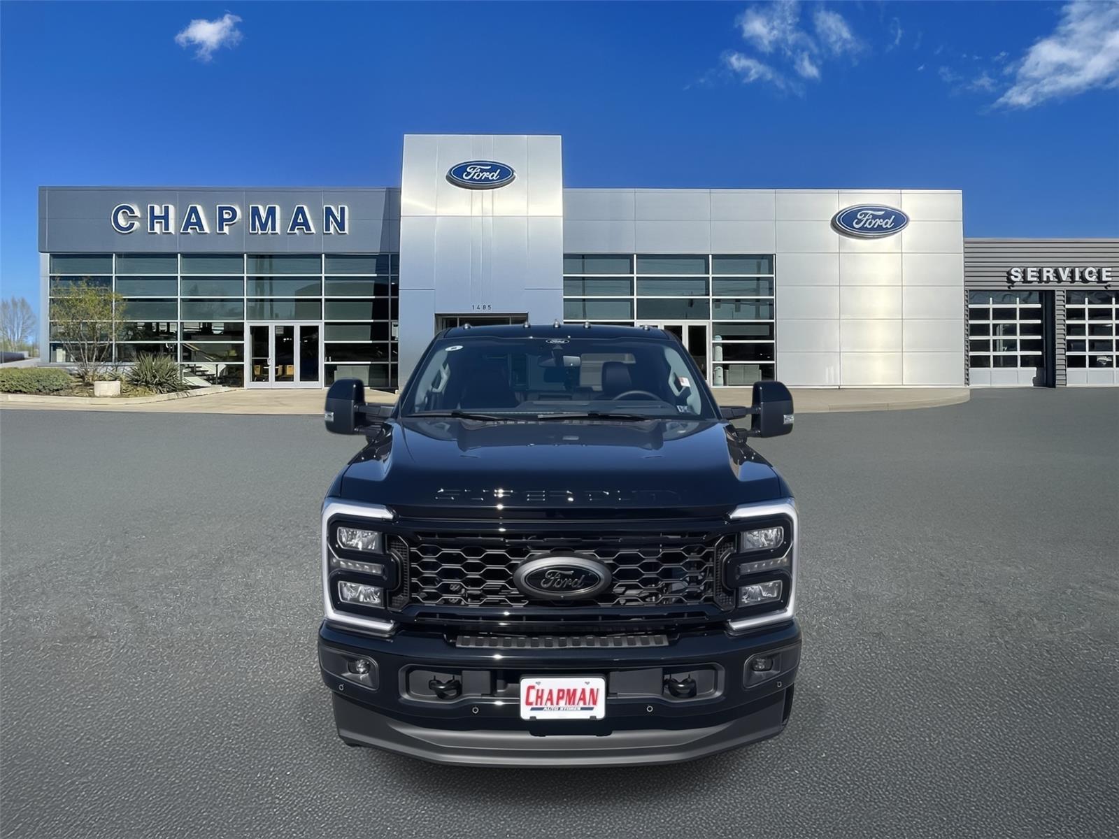 2026 Ford F-350 Lariat photo 2