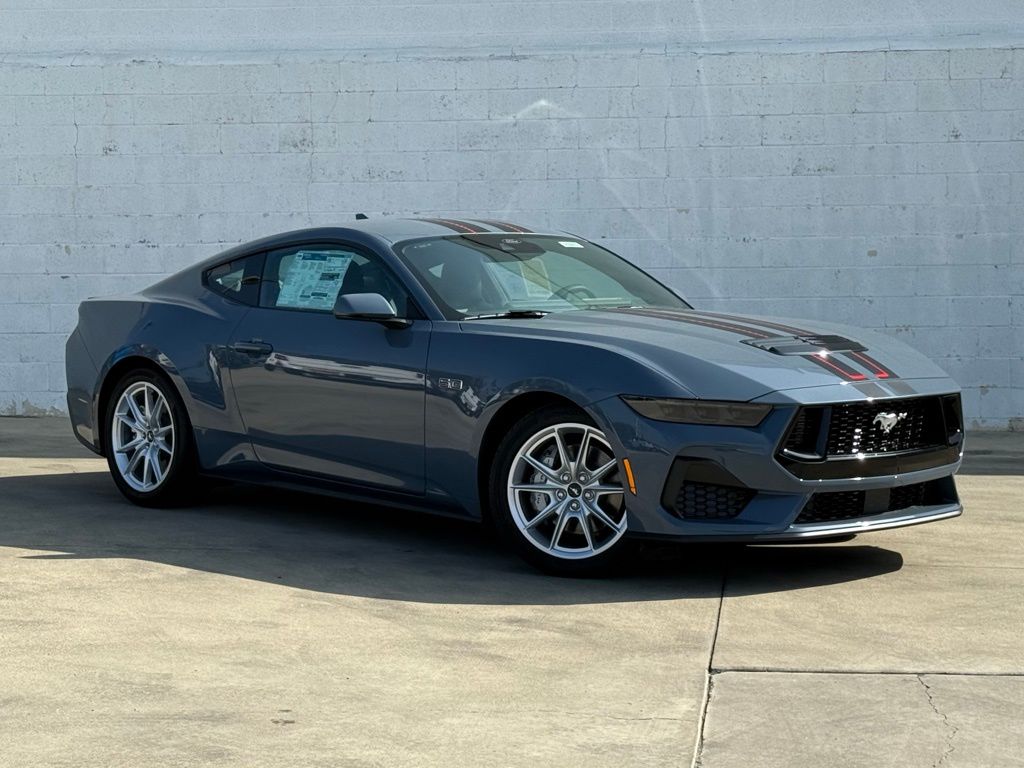 2025 Ford Mustang GT Premium's photo