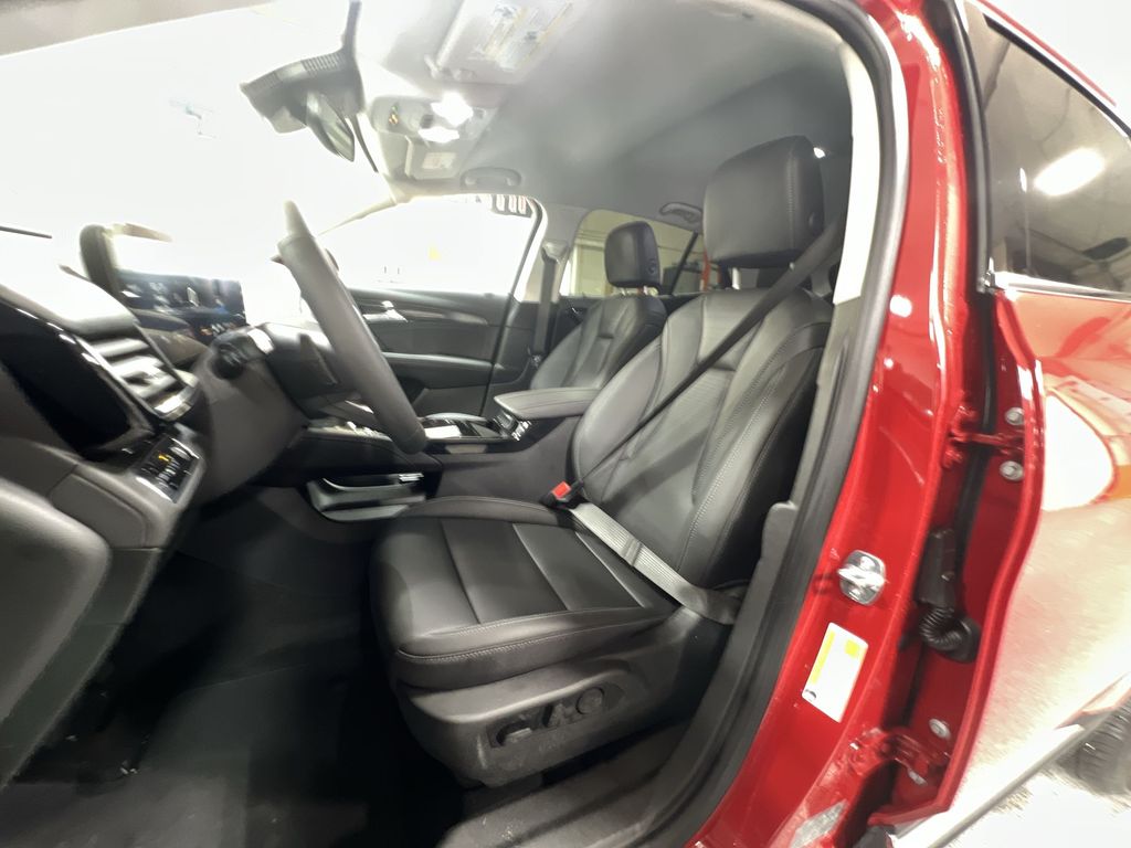2025 Buick Envision Preferred photo 17