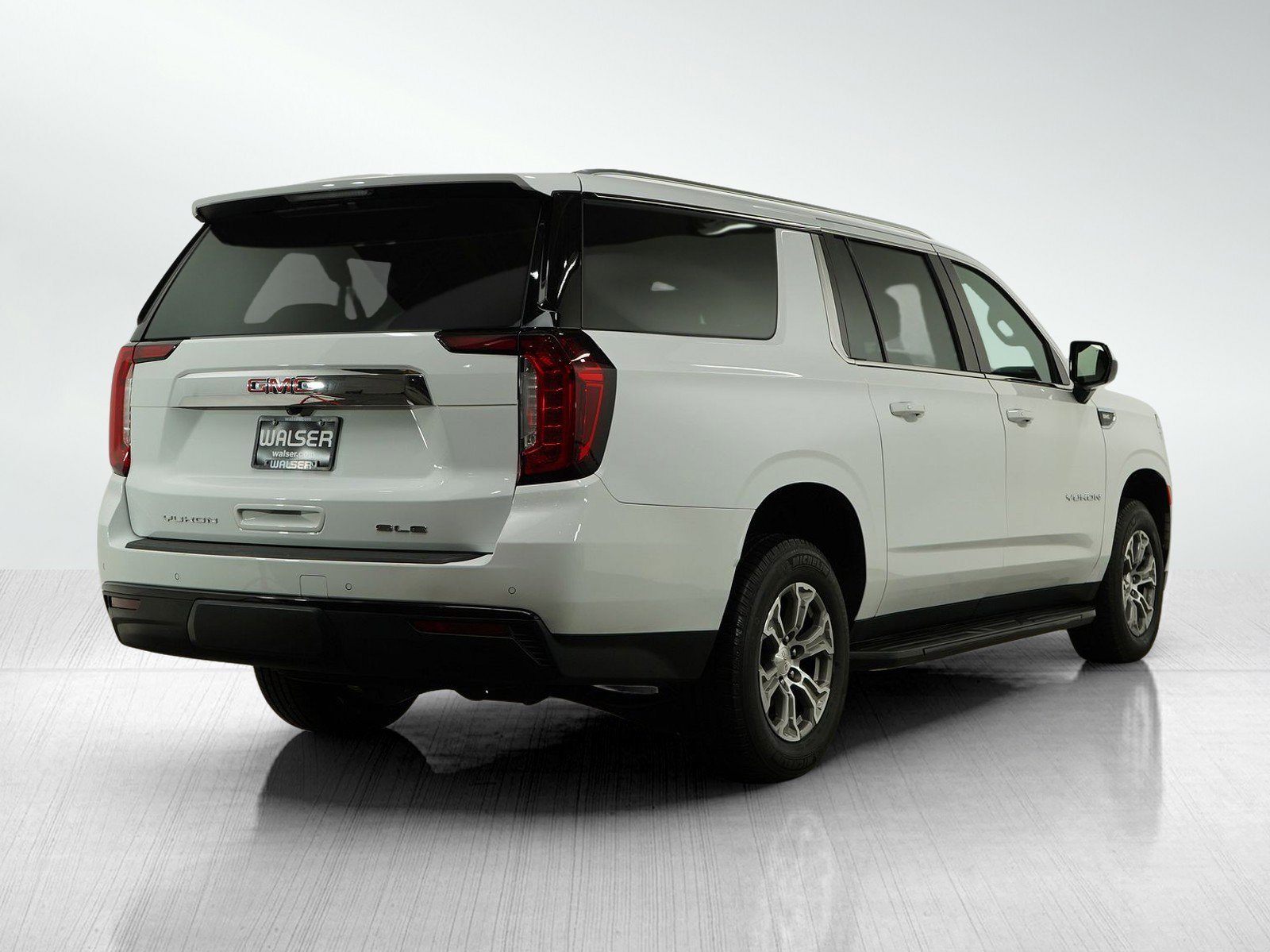 2022 Gmc Yukon XL SLE photo 4