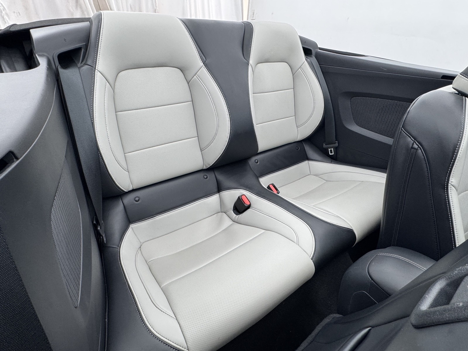 2024 Ford Mustang EcoBoost Premium photo 26
