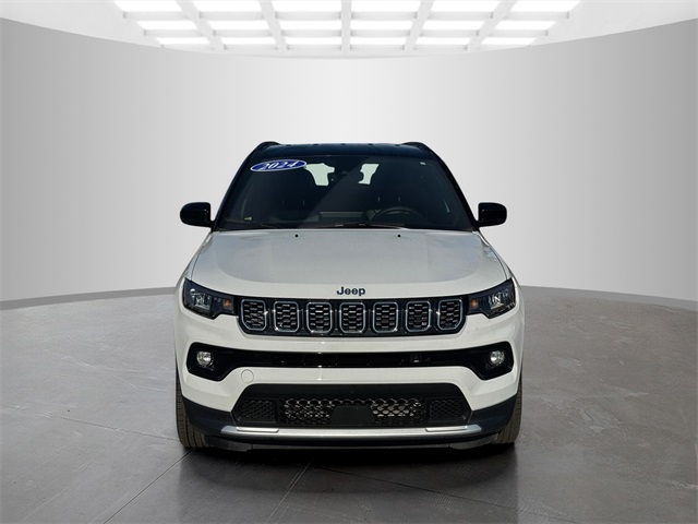 2024 Jeep Compass Limited photo 2