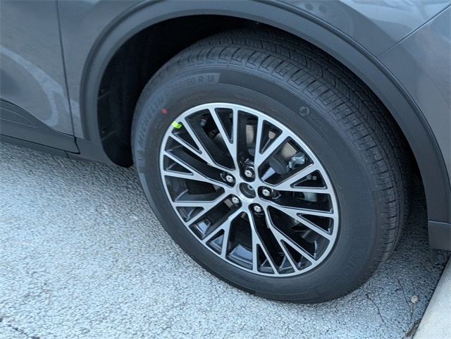 2025 Ford Escape Plug-In Hybrid photo 3