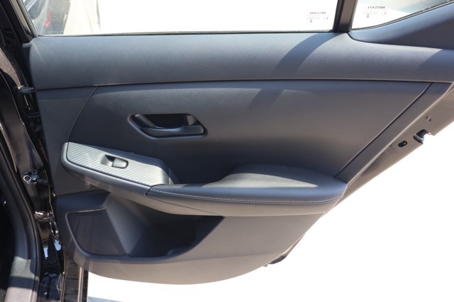 2025 Nissan Sentra S photo 17