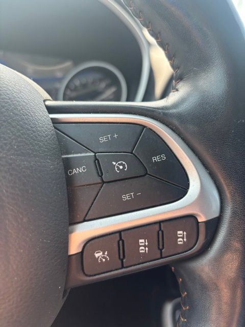 2021 Jeep Compass Latitude photo 13