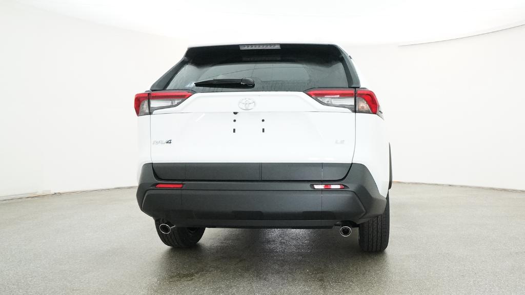 2025 Toyota RAV4 LE photo 17
