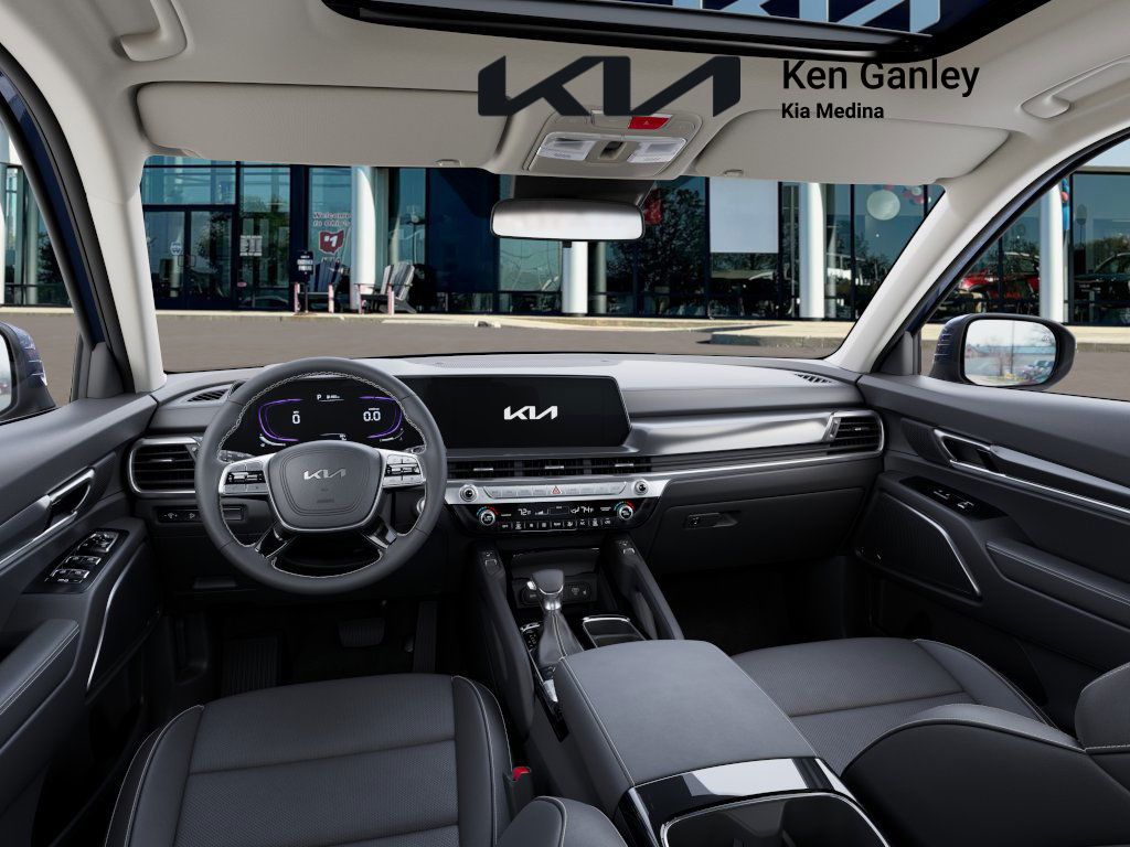 2025 Kia Telluride S photo 12