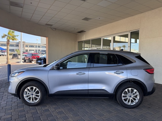 Used 2022 Ford Escape SE with VIN 1FMCU9BZ4NUB07176 for sale in Bullhead City, AZ