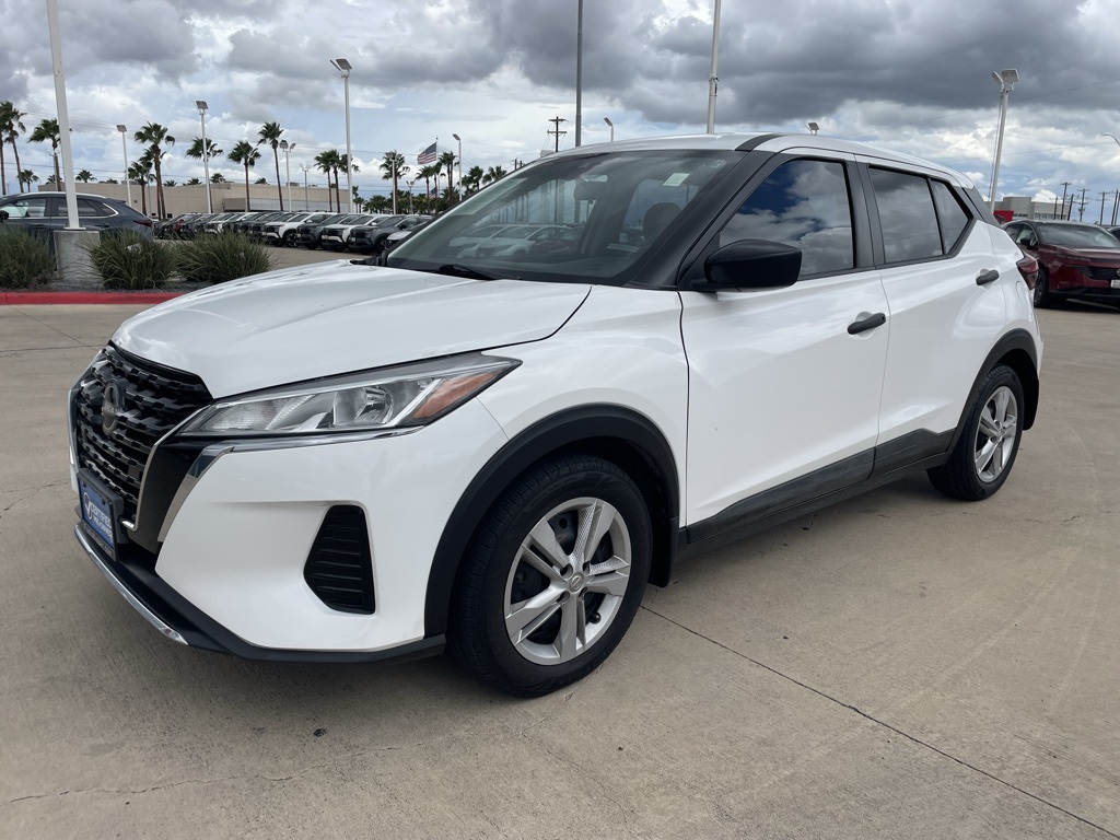 2022 Nissan Kicks S photo 6
