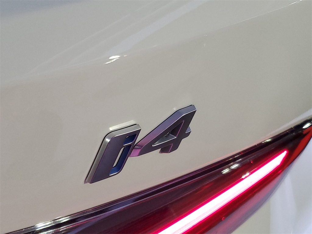 2025 Bmw i4 eDrive40 photo 6