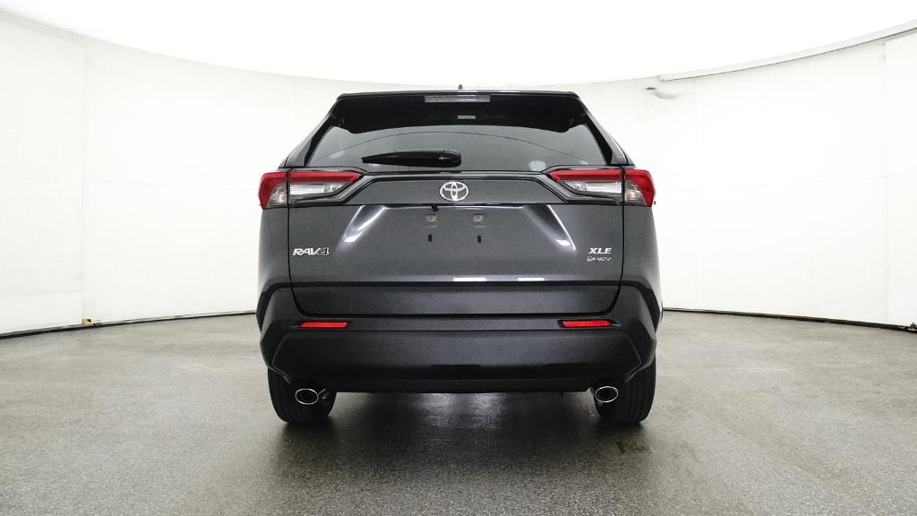 2025 Toyota RAV4 Hybrid XLE photo 17