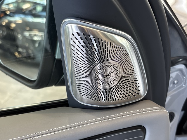 2025 Mercedes Benz GLS Maybach 600 4MATIC photo 25