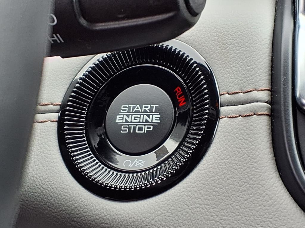 2022 Jeep Compass Limited photo 11