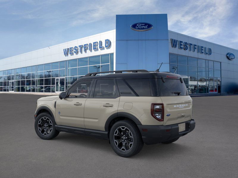2025 Ford Bronco Sport Outer Banks photo 2