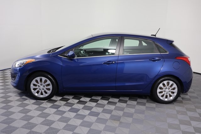 2016 Hyundai Elantra GT Base photo 5