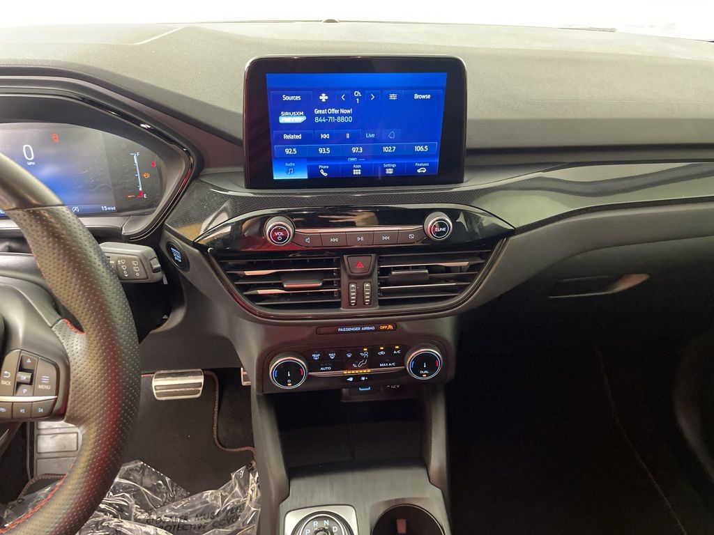2023 Ford Escape ST-Line photo 24