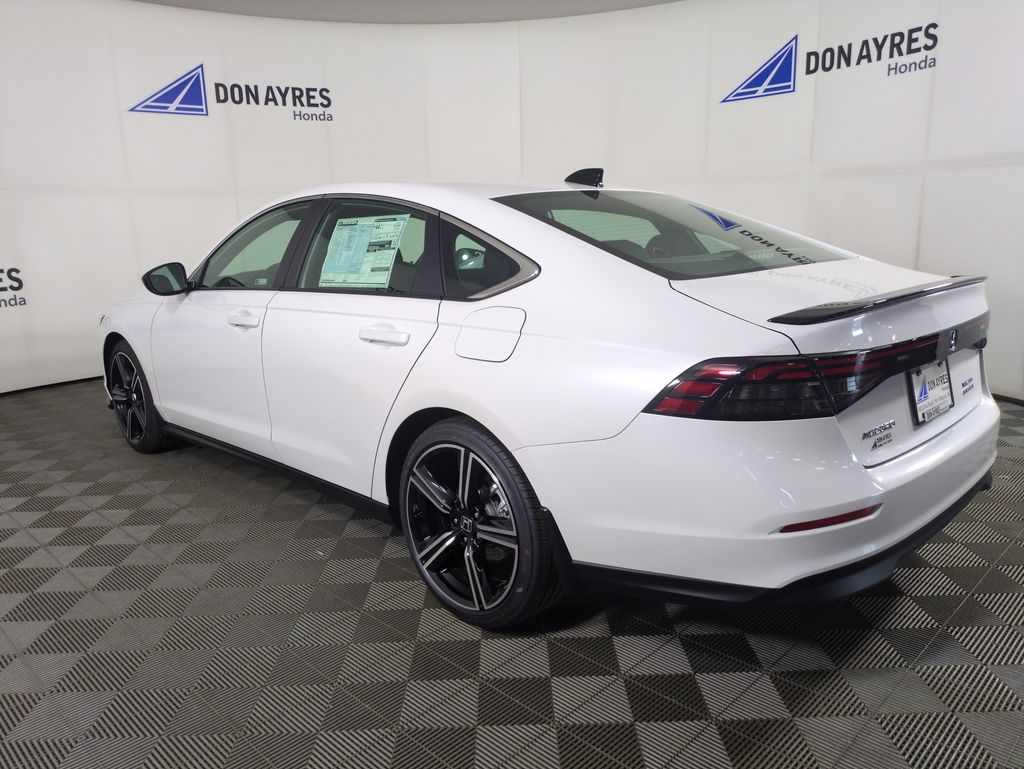 2025 Honda Accord Hybrid Sport photo 3