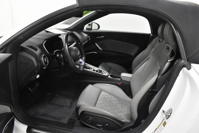 2018 Audi TT 2.0T Roadster photo 12