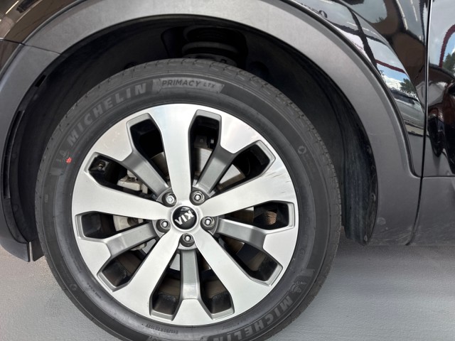 Used 2021 Black Copper Kia S image 22