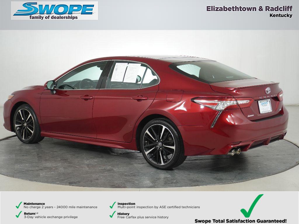 2018 Toyota Camry XSE photo 4